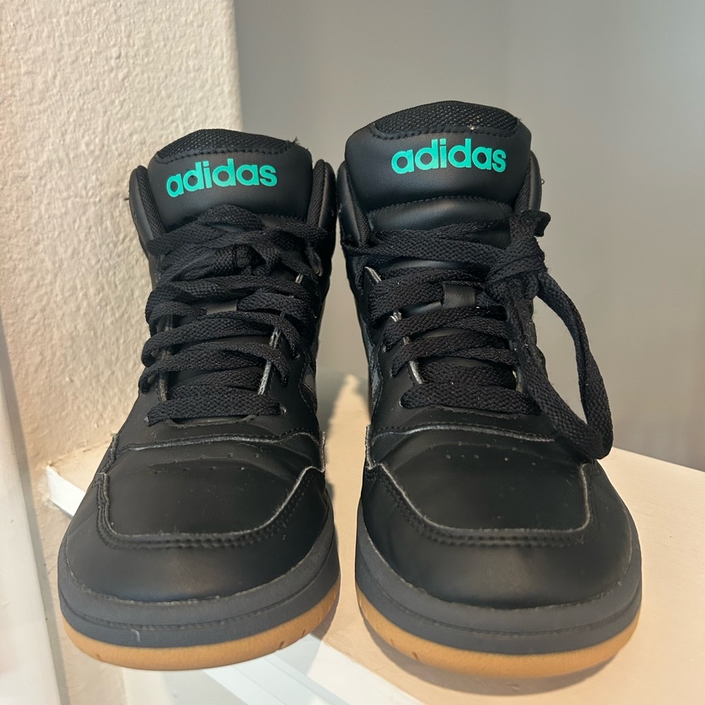 Adidas kids Hoops Mid 3.0 GZ9648 Black Green Gum Bottom Youth Size 4Y - Picture 9 of 9